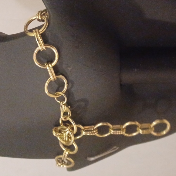 Phantom of the Opera Necklace - Picture 4 of 7